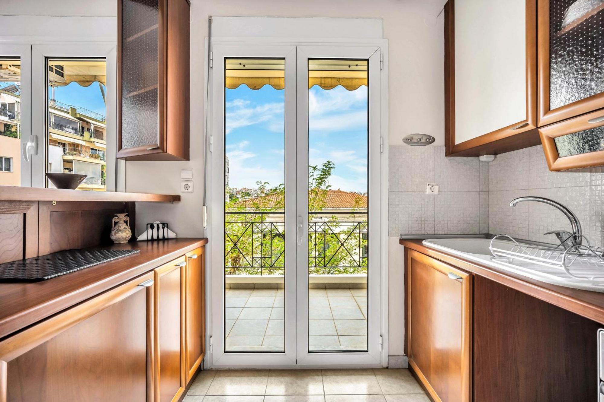 Fabulous Central Apartment Close To The Sea! Chalkís Exteriör bild