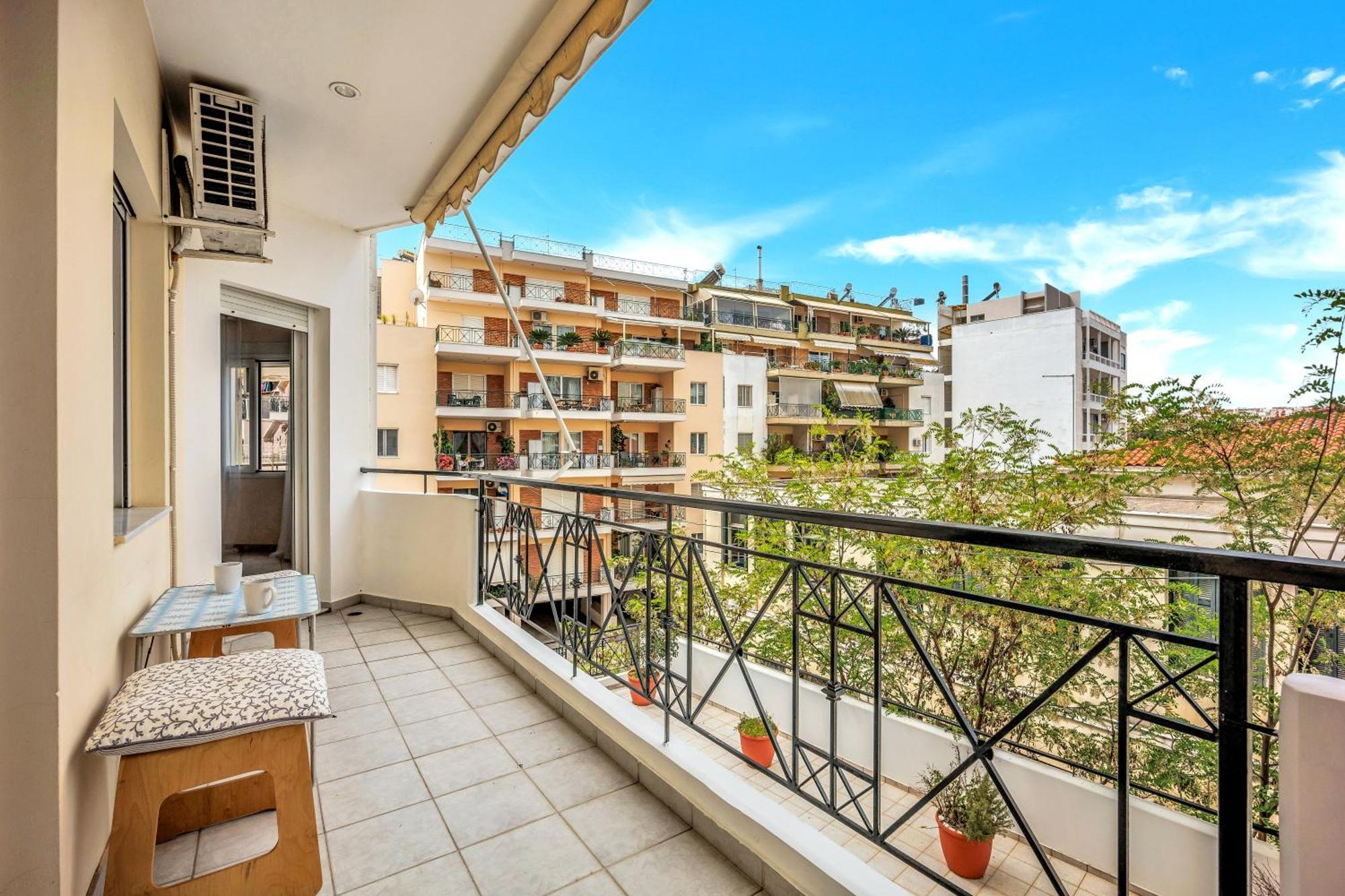 Fabulous Central Apartment Close To The Sea! Chalkís Exteriör bild